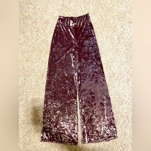 Boohoo fun faux suede pants